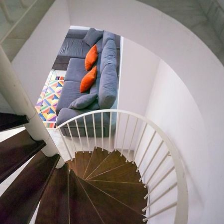 Rentalsevilla Espacioso Duplex En La Puerta Real Extérieur photo