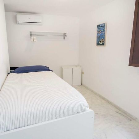 Rentalsevilla Espacioso Duplex En La Puerta Real Extérieur photo