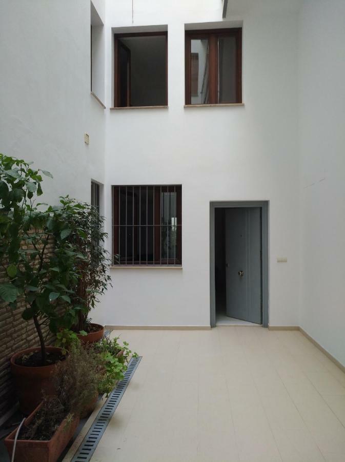 Rentalsevilla Espacioso Duplex En La Puerta Real Extérieur photo