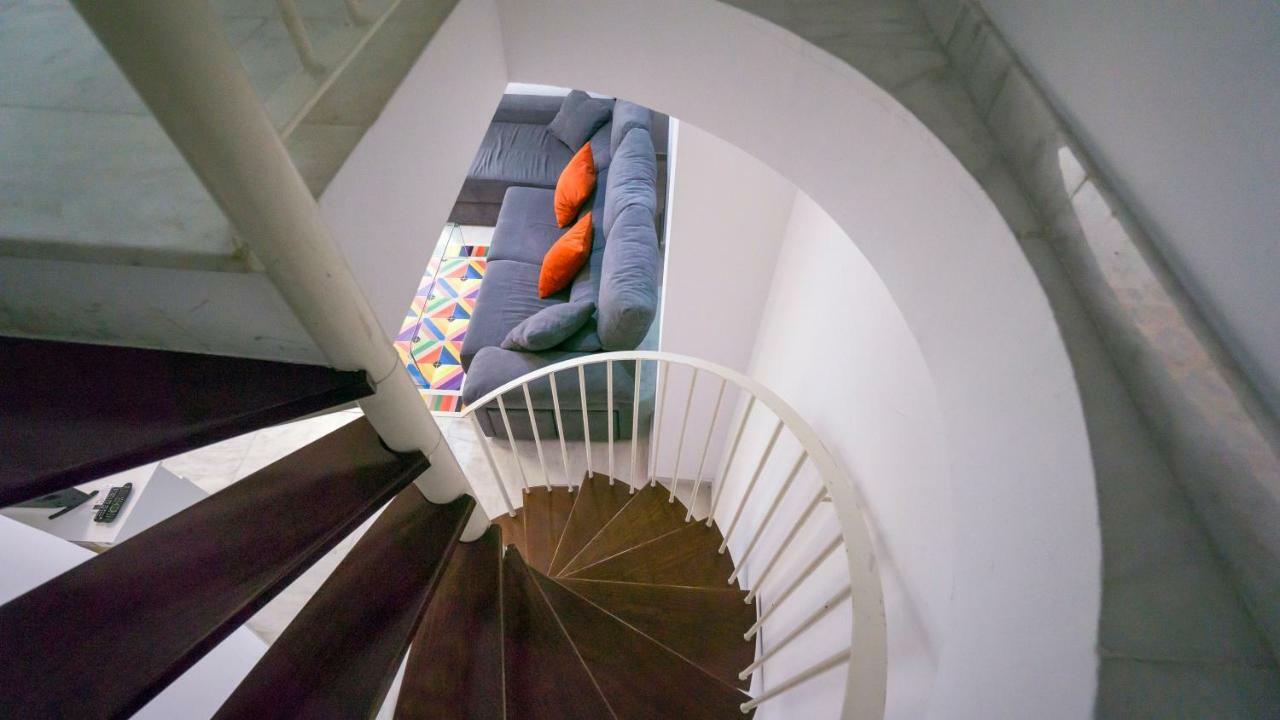 Rentalsevilla Espacioso Duplex En La Puerta Real Extérieur photo