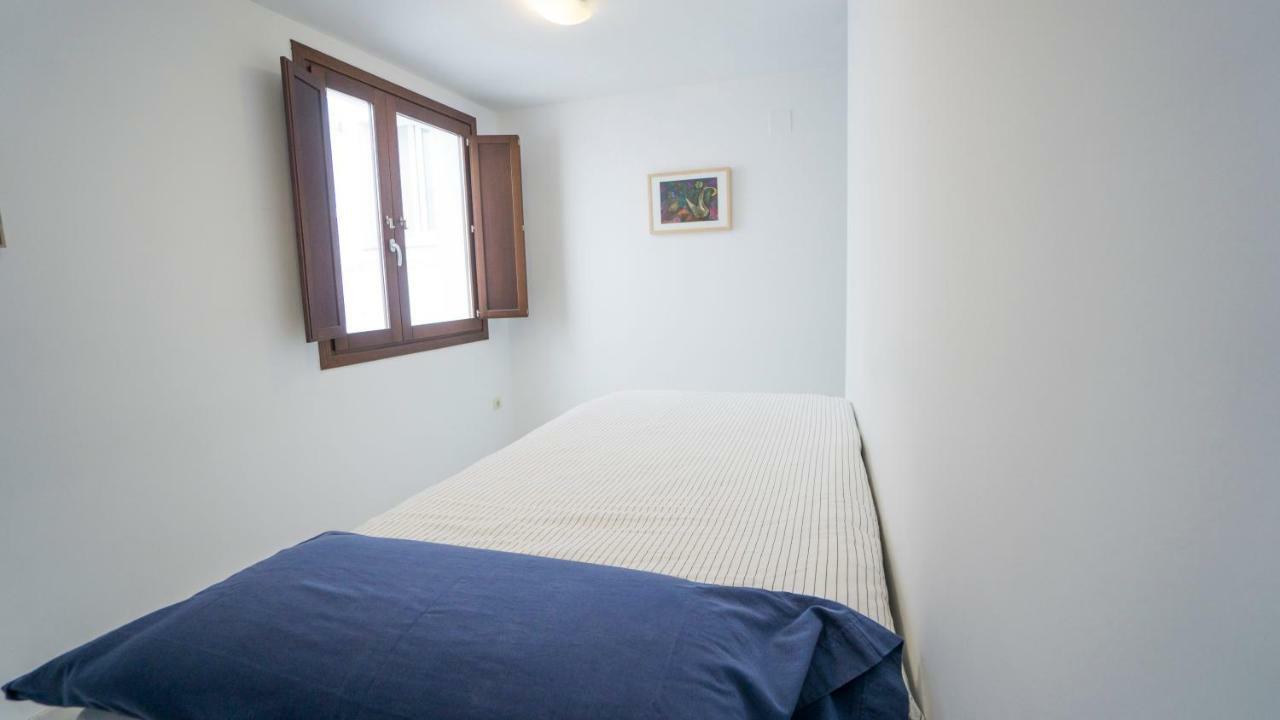 Rentalsevilla Espacioso Duplex En La Puerta Real Extérieur photo